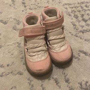 Toddler boots